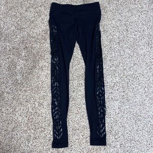 Lululemon Wunder Under Aztec